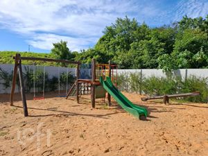 Image 9 - 916492