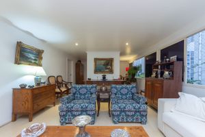 Image 3 - 916493