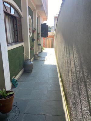 Image 19 - 916511