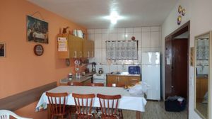 Image 12 - 916512