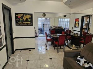 Image 4 - 916515