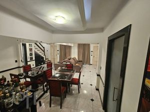 Image 1 - 916515