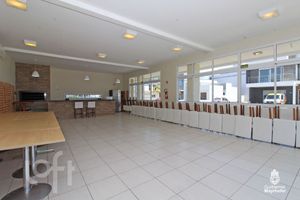 Image 34 - 916520
