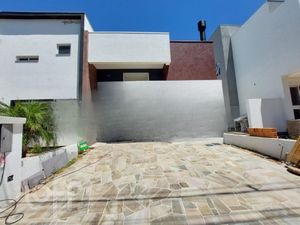 Image 37 - 916520