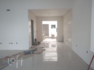 Image 2 - 916520