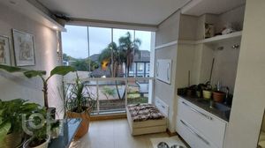 Image 1 - 916559