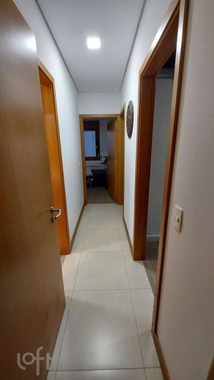 Image 4 - 916559