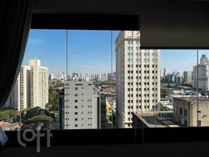 Image 9 - 916561