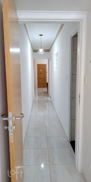 Image 6 - 916563