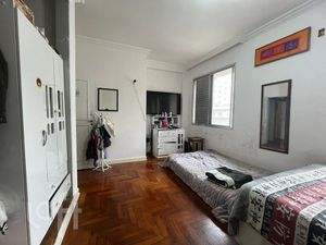 Image 14 - 916567