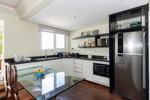 Image 14 - 916574
