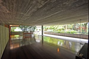 Image 17 - 916581