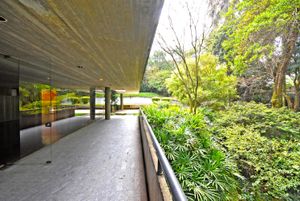 Image 4 - 916581