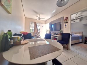 Image 8 - 916591