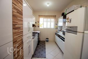 Image 34 - 916594