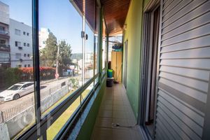 Image 23 - 916594