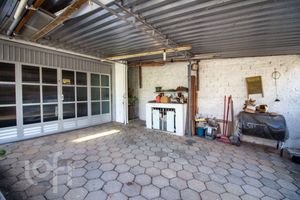 Image 2 - 916594