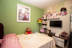 Image 30 - 916594