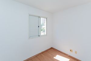 Image 11 - 916600