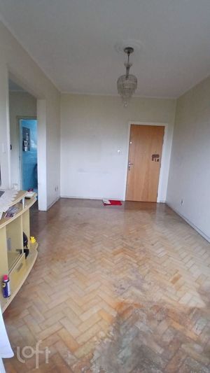 Image 5 - 916603