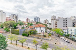 Image 10 - 916607