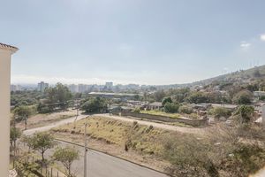Image 6 - 916608