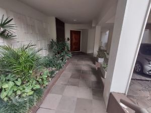 Image 14 - 916624