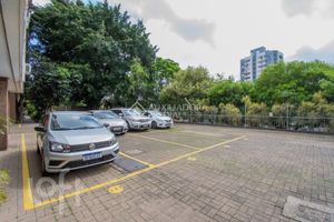 Image 14 - 916643