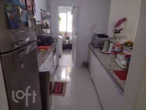 Image 5 - 916644