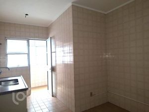 Image 12 - 916650