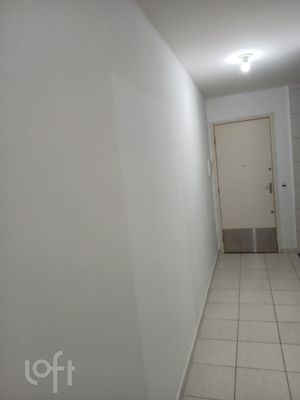 Image 2 - 916651