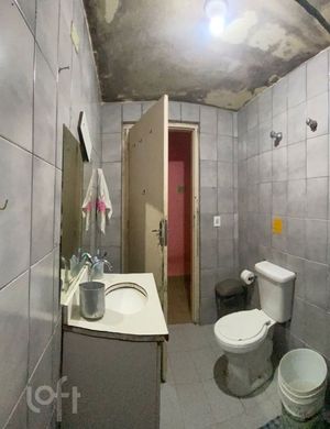 Image 7 - 916685
