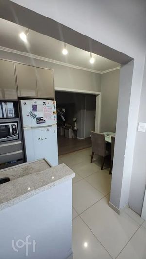 Image 13 - 916686