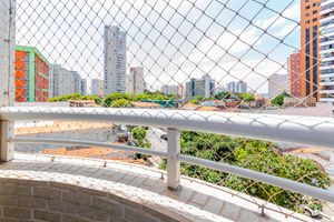 Image 14 - 916687