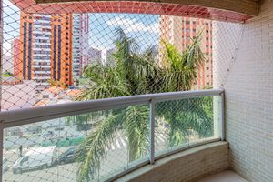 Image 4 - 916687
