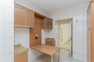 Image 31 - 916687