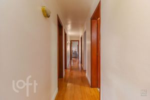 Image 31 - 916692