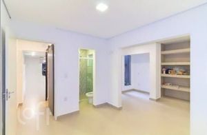 Image 3 - 916694