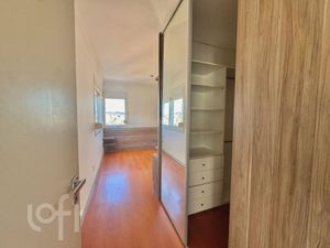 Image 6 - 916714