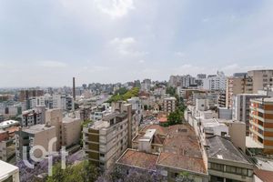 Image 28 - 916730