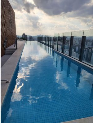 Image 12 - 916731