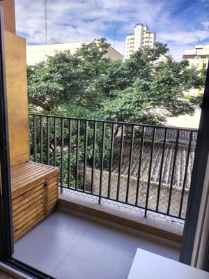 Image 3 - 916731