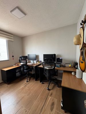 Image 3 - 916732