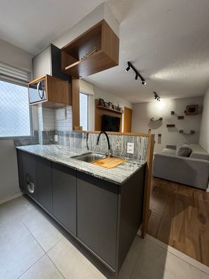Image 13 - 916732