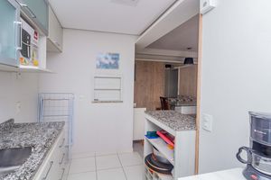 Image 30 - 916736