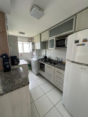 Image 7 - 916736