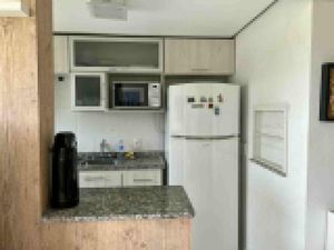 Image 5 - 916736