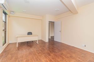 Image 7 - 916738