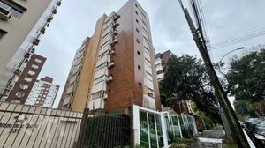 Image 31 - 916742
