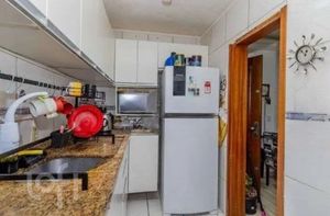 Image 4 - 916743